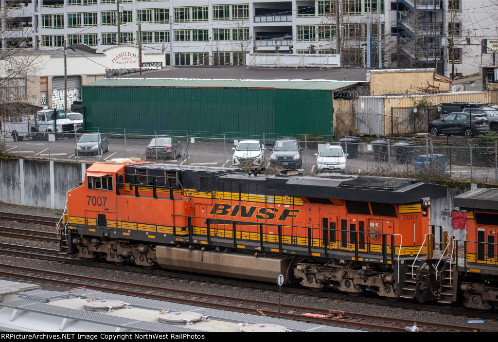 BNSF 7007
